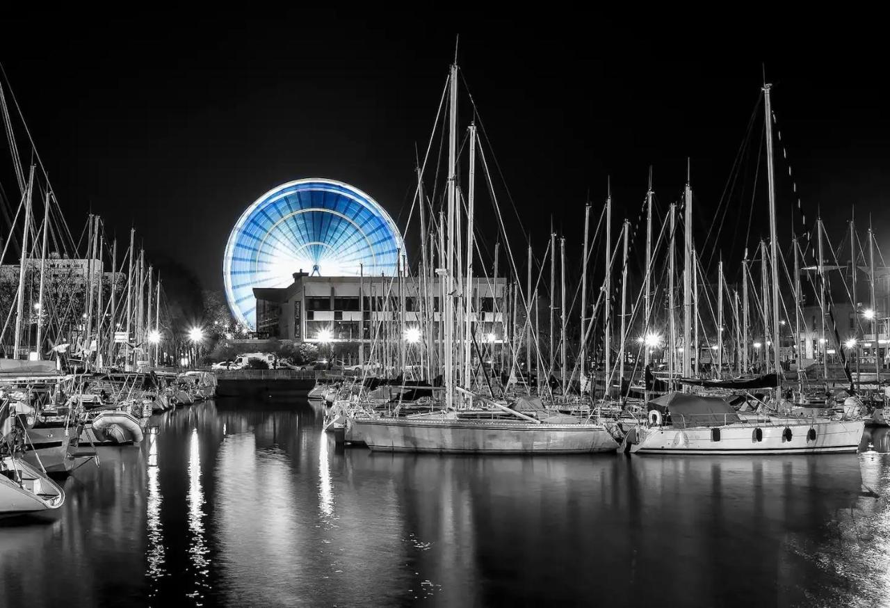 Centre Ville - Lumineux - Fibre Internet Haut Debit - Route Des Plages ロリアン エクステリア 写真